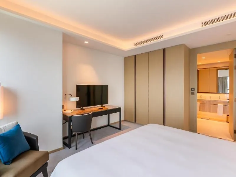 Beach Rental 2Br In Grand Creek Harbour Dubai